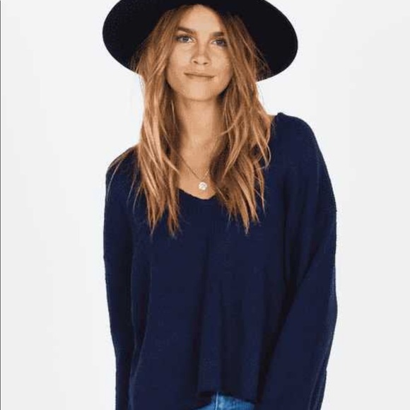 AMUSE Society After Sundown Navy Cropped Sweater - Picture 2 of 6